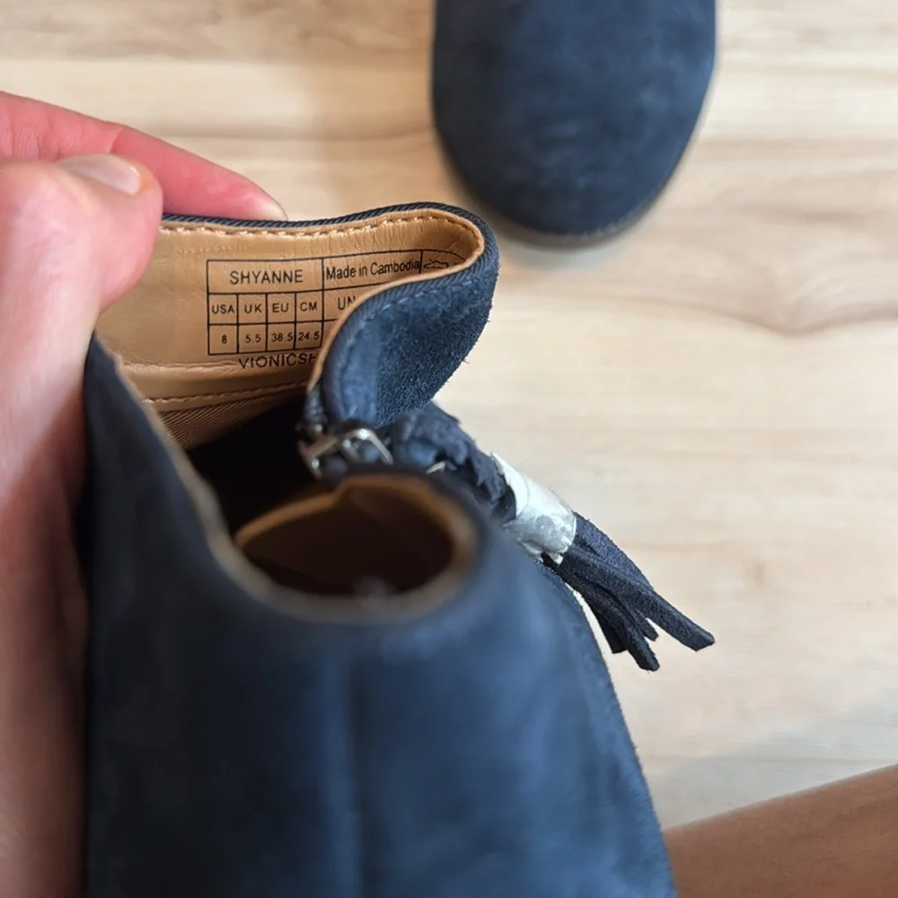 VIONIC Shyanne Boot in Blue Suede - Picture 8 of 8